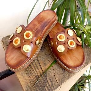 SLIDE SANDAL WITH COINS AND CERAMIC DETAIL