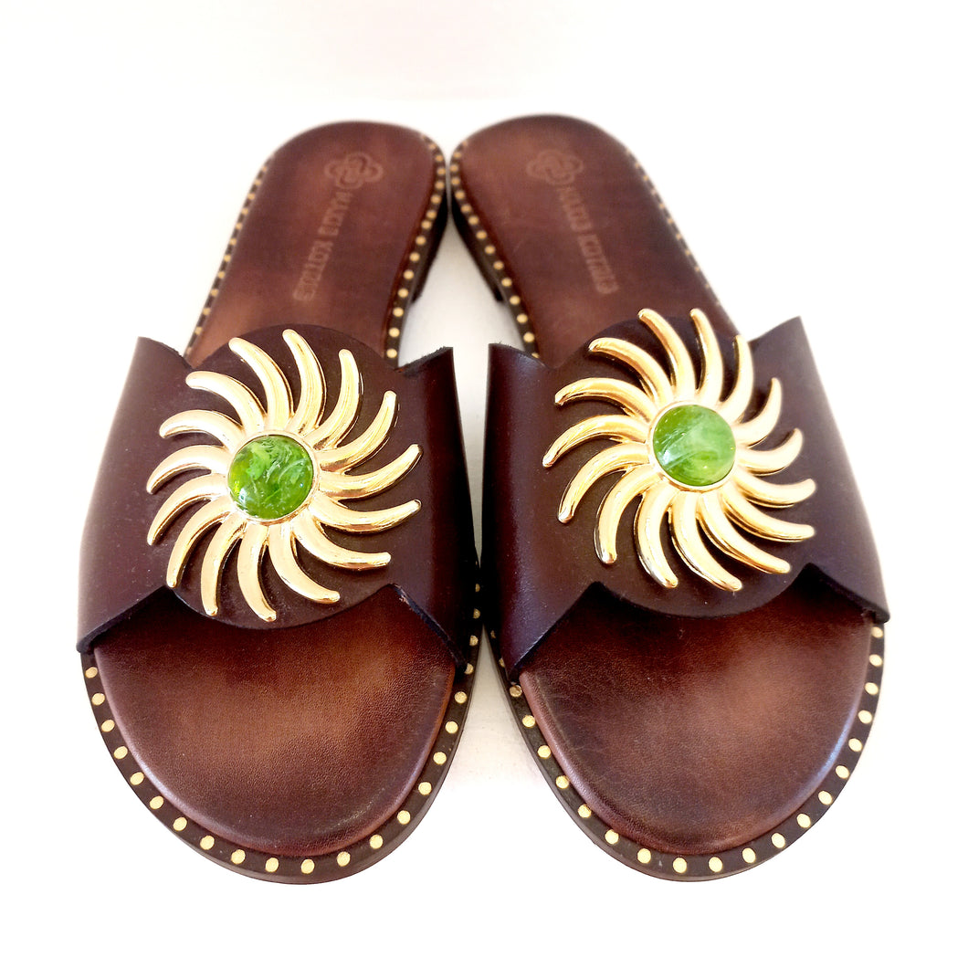 SLIDE SANDAL WITH ACCESORY