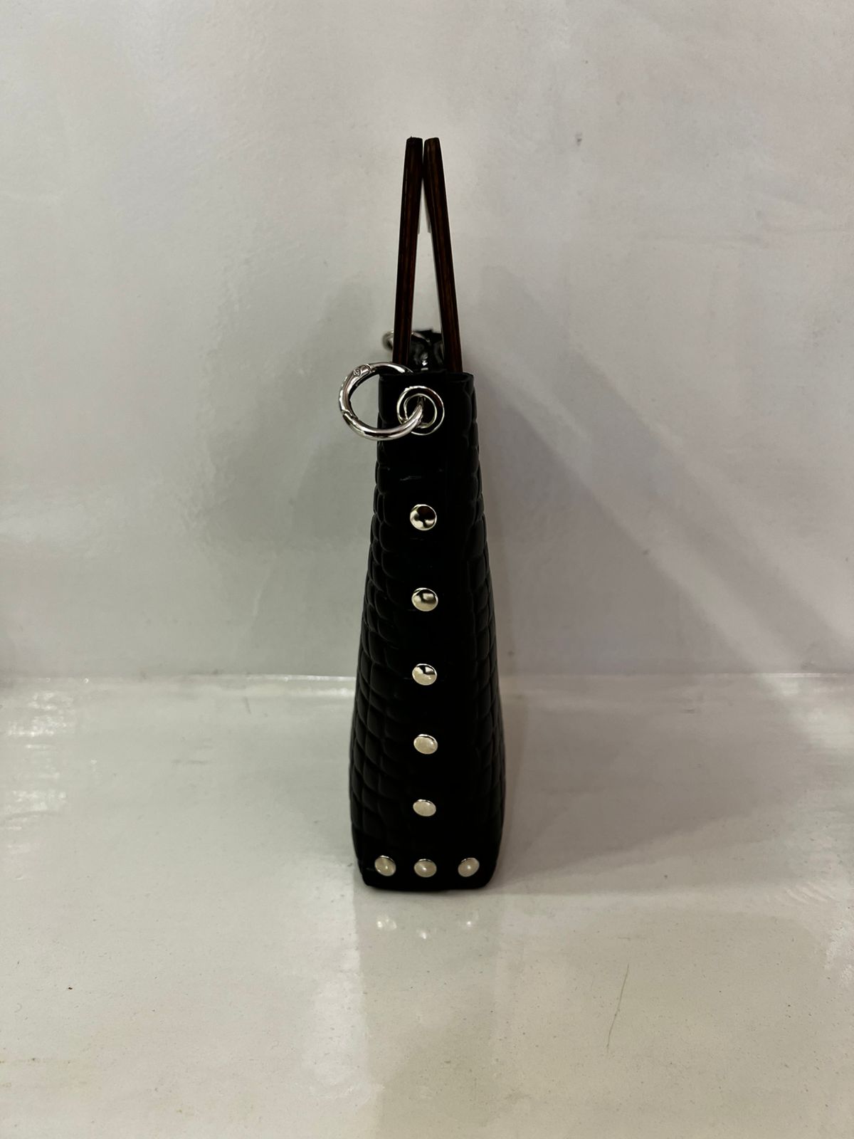 Croc-Effect Leather Bag with Geometric Wooden Handle