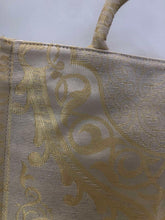 Load image into Gallery viewer, Beige &amp; Gold Tote Bag
